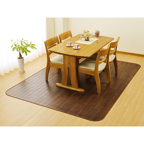 ダークブラウン