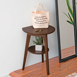 ダークブラウン