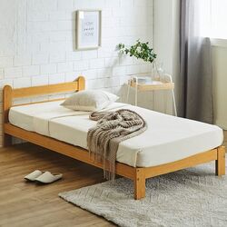 ライトブラウン