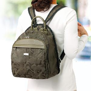 クールデュー 多収納ミセスリュック