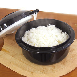 圧力弁でおいしく炊ける炊飯器