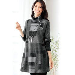 起毛プリントロングプルオーバー