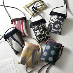 パンクリエーション 尾州織生地スマホポシェット