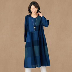 ブロック柄ワンピース