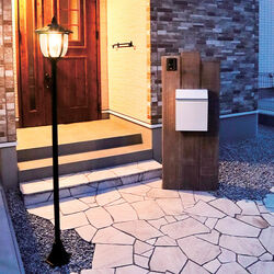 ソーラー充電式ヨーロピアンライト