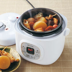 コンパクト電気圧力鍋