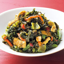 大根葉と油揚げの炒め煮