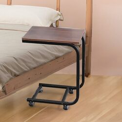 ベッドサイドテーブル