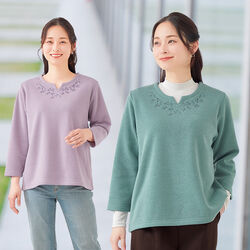 裏起毛花柄刺しゅうプルオーバー