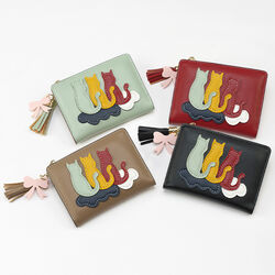 ネコが可愛い二つ折り財布