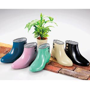 サイドボタンレインブーツ