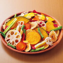 8種の野菜チップス（バナナチップ入り） 8袋セット